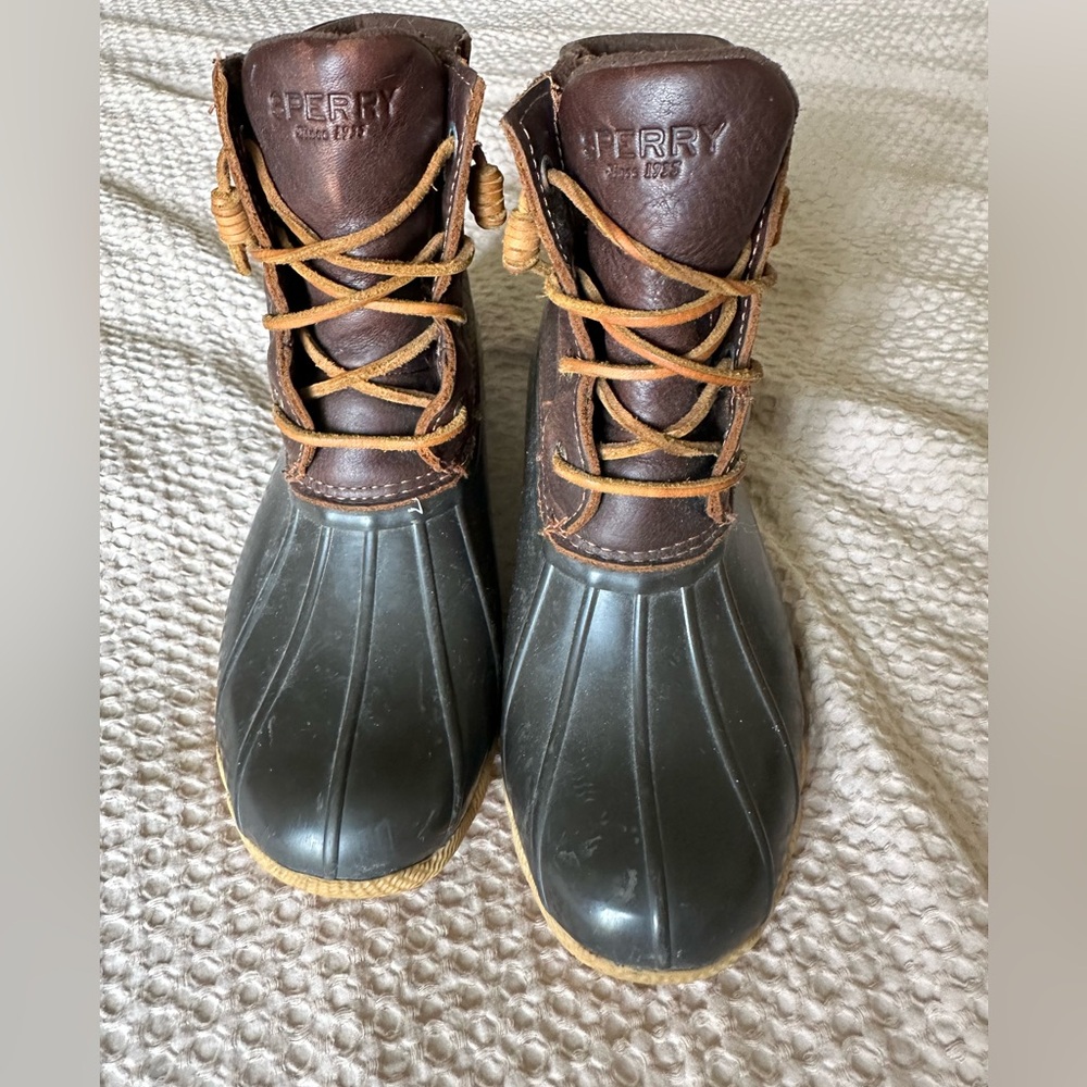 Sperry Womens Saltwater Duck Boots